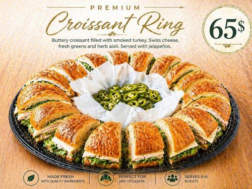 Croissant Ring